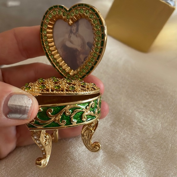 Set of 3 OKER rhinestone picture frame mini chairs - Picture 7 of 16